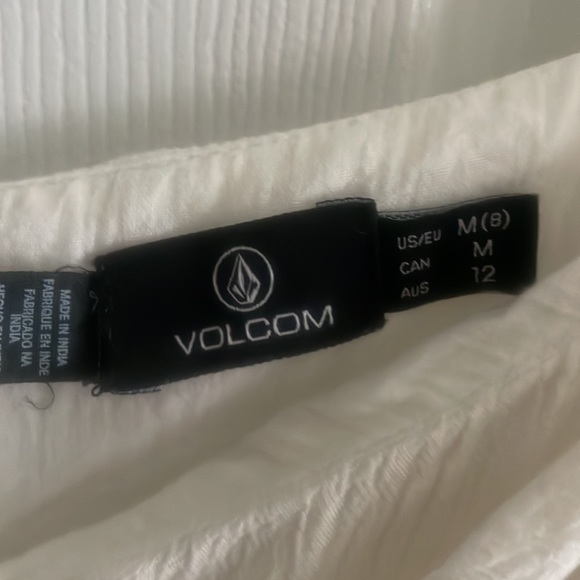 Volkom size M white romper - Picture 2 of 3